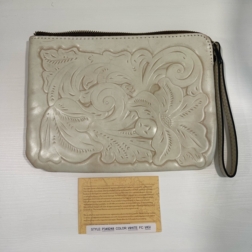 Patricia Nash white leather wristlet
